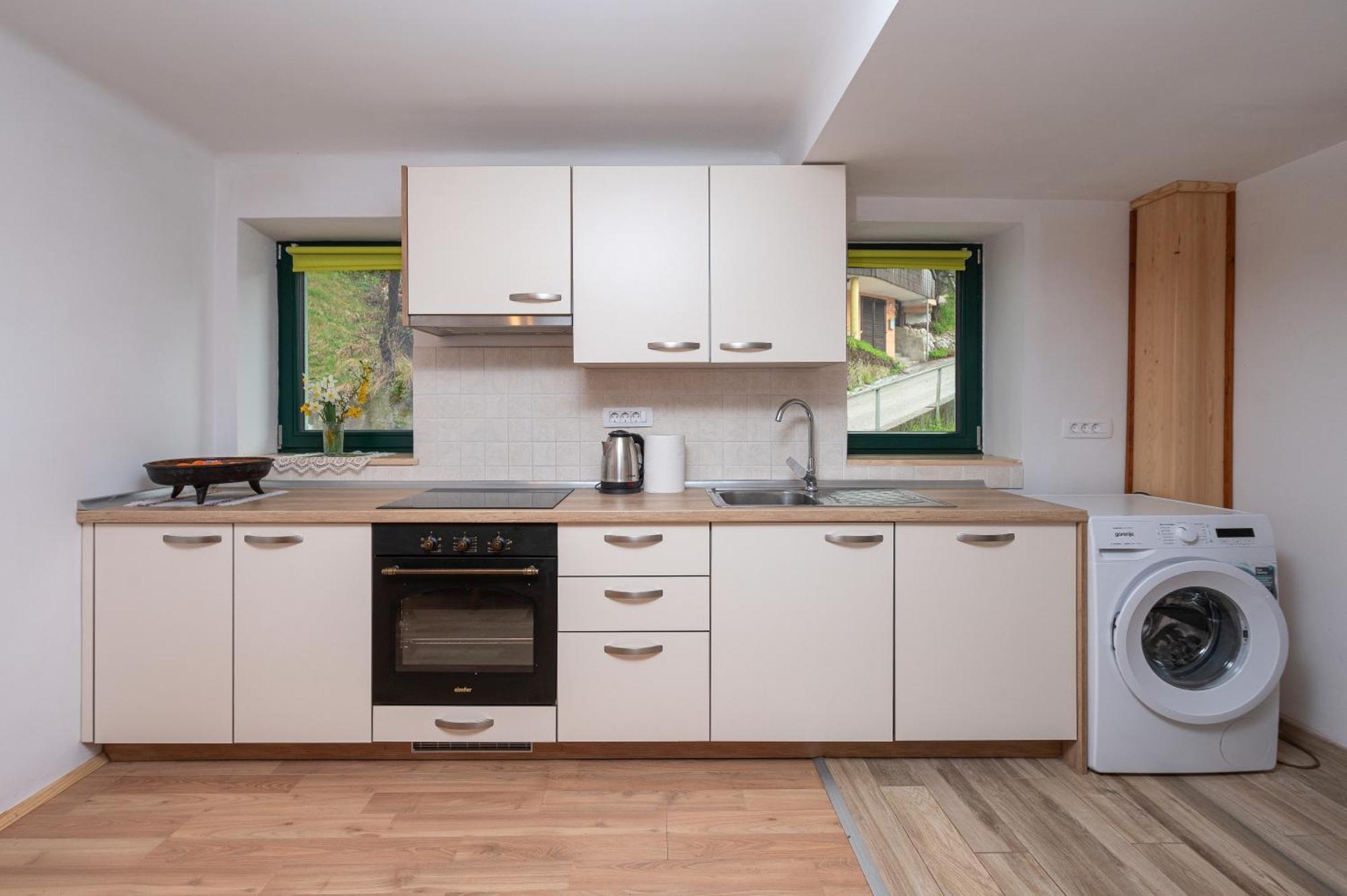 Apartamento Zelena Hisa Pri Bjov Bohinjska Bela Exterior foto